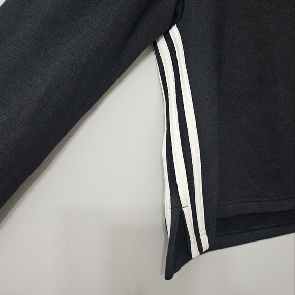 adidas Women's Primegreen Comfort Fleece Loose Cropped Black 3-Stripes Top NWT L - Picture 4 of 5